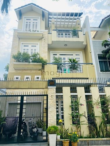 Hình ảnh Cho Thuê Biệt Thự An Khánh 8x20m 35 Triệu - Có Nội Thất