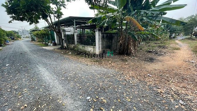 Hình ảnh xã Phước Vĩnh An,DT: 70m x 40m, 2500m2, full thổ, giá 24.5 tỷ