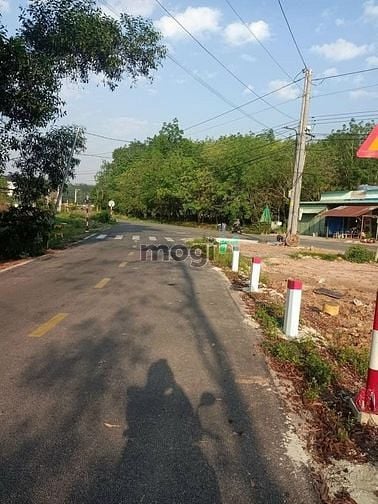 Hình ảnh 11 nền mặt đường nhựa chánh phú hòa, cách KCN VsipII 500m.