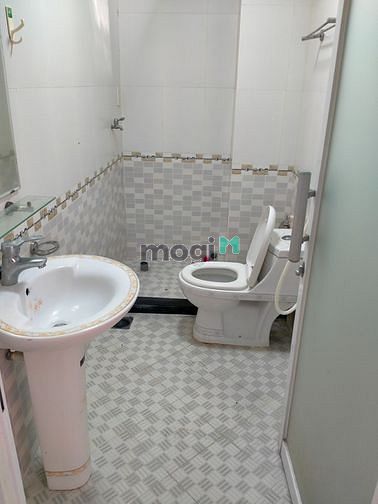 Hình ảnh Cho thuê phòng 3 tr/tháng đường Hòa Bình, Q11