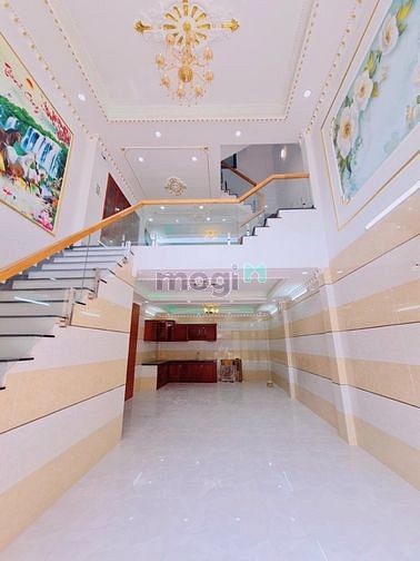 Hình ảnh Nhà mới, trần thạch cao dát vàng - Nội thất cao cấp. 5.9 tỷ.