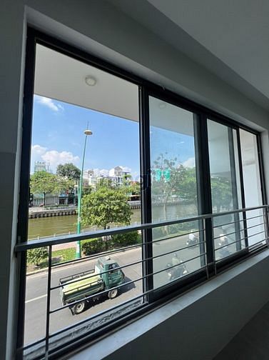Hình ảnh Căn Hộ Studio phong cách tối giản cửa sổ view Sông, Hoàng Sa Q3