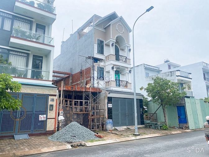 Hình ảnh Bán Lô Đất 62m2 Hương Lộ 2, Gần BV Bình Tân,sát bên Tên Lửa, Sổ Hồng.