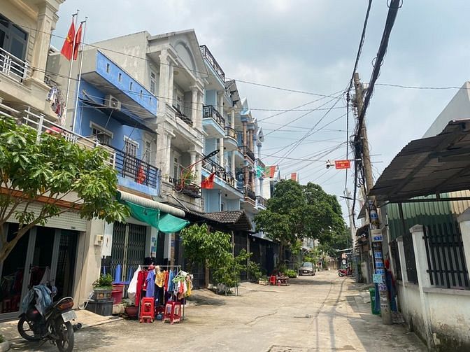 Hình ảnh Hẻm 8 m, phạm văn bạch, 105m2, 4 tầng, 12 tỷ