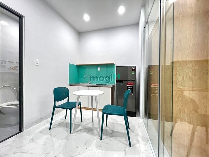 Hình ảnh Cho thuê Trang Chủ MB66.COM / Đăng Ký Tặng 66K 1pn riêng ban công siêu to quận 3