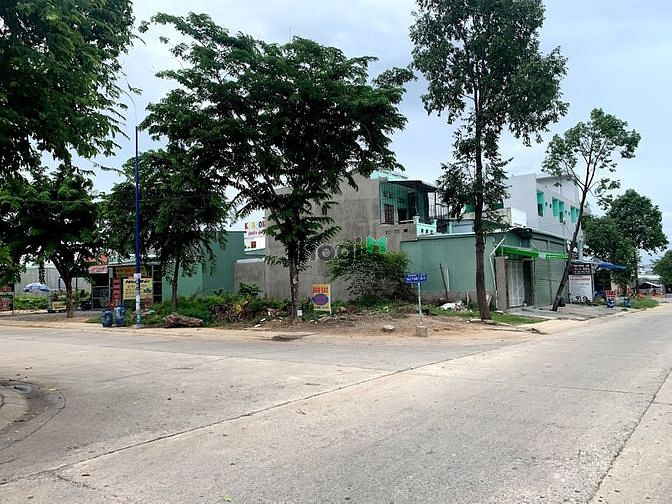 Hình ảnh Bán Gấp 150m2 Đất Đ/D Trường Học Thới Hoà, Dân Đông, Mt 16m, Shr, Chín