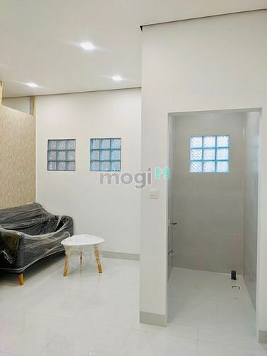 Hình ảnh CHDV Cao Cấp ngay Cầu Kinh Thanh Đa - Ban công - Full nội thất