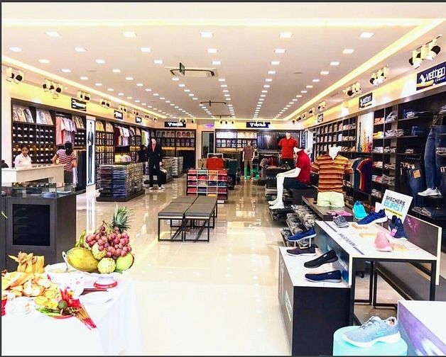 Hình ảnh Cho thuê MT 260A Phan Đình Phùng. Phú Nhuận. DT: 10 x 30