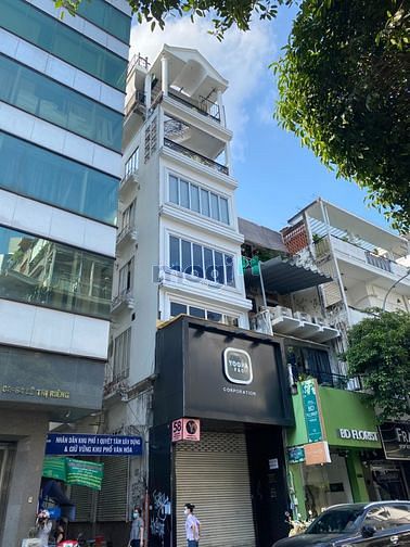 Hình ảnh Cho thuê nhà Đ.Lê Thị Riêng Quận 1 450m2 chỉ 50 triệu