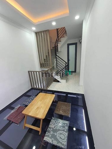 Hình ảnh Trung tâm Quận 1 - 2 mặt hẻm thông