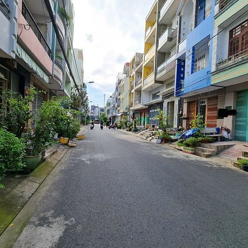 Hình ảnh Nhà MT nội bộ khu Bình Phú 2, P10, Q6