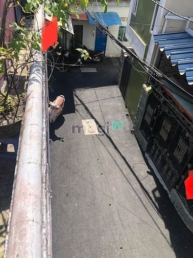 Hình ảnh 3 tỷ 450, nhà 2 tầng, 2 mặt kiệt