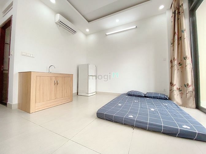 Hình ảnh Cho thuê phòng bancol gần khu vực đồng đen bàu cát