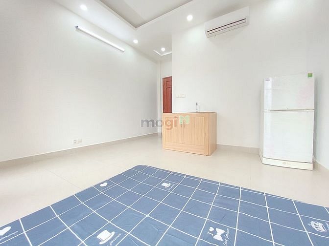 Hình ảnh Cho thuê phòng bancol gần khu vực đồng đen bàu cát