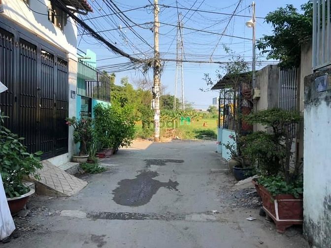 Hình ảnh Nhà cũ tiện xây mới Bình Hưng Hoà B Bình Tân