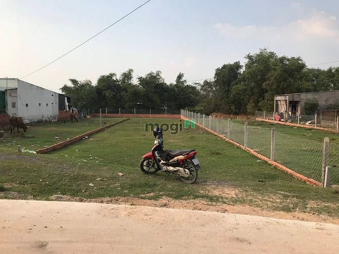 Hình ảnh Cần bán lô đất ở Đức Hoà,Long An
