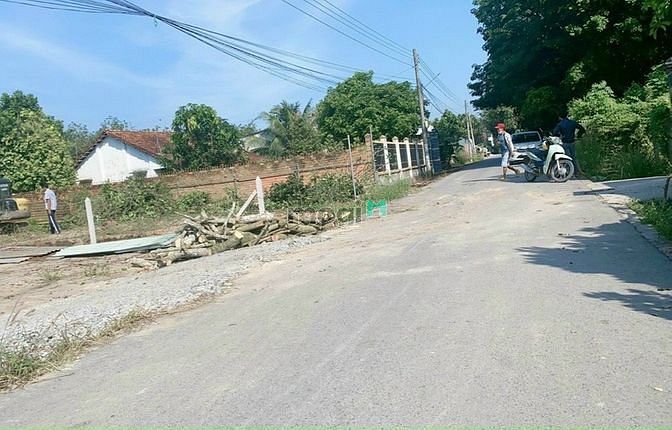 Hình ảnh Bán lô Góc 2MT Phú An, Bến Cát, DT:10×30, TC110m2, SHR, 3,6 tỷ