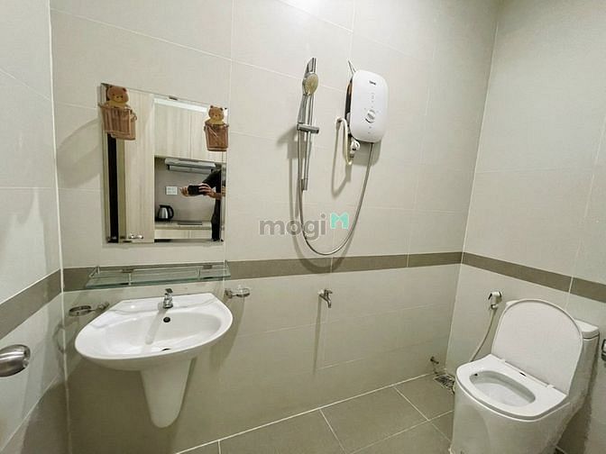 Hình ảnh Mb6623 nạp rút nhanh chóng studio Full Nội Thất Điện Biên Phủ Q10 Sát bên Cao Thắng Q.3