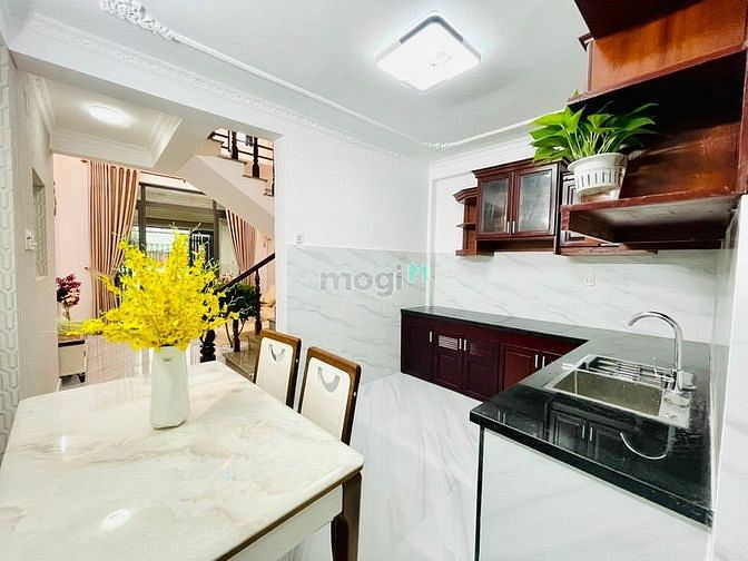 Hình ảnh Nhà mới đẹp lung linh sát mặt tiền 51m 4 tầng chỉ 6.12 tỷ P9 Gò Vấp