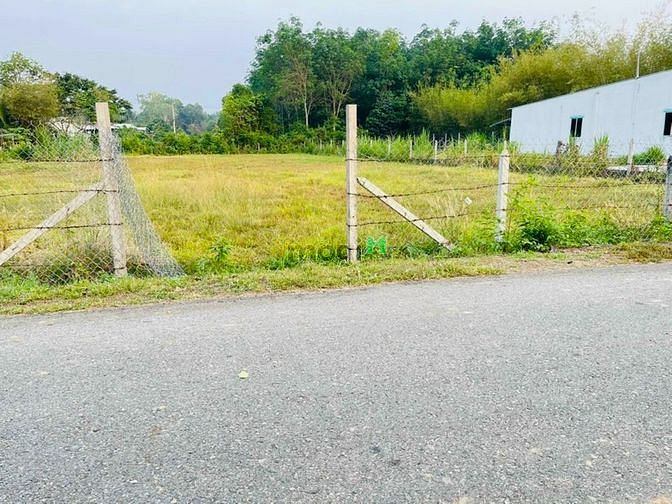 Hình ảnh Xã PHÚ MỸ HƯNG, Dt : 25x43 = 1107m2 ( có 150m2 thổ cư ), giá 5.6 tỷ