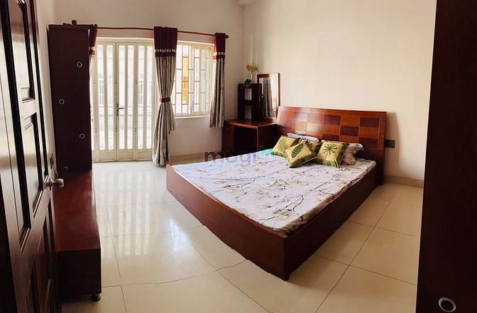 Hình ảnh Cho thuê nhà mới full nội thất 5PN đường Đồng Đen, P. 13, Tân Bình