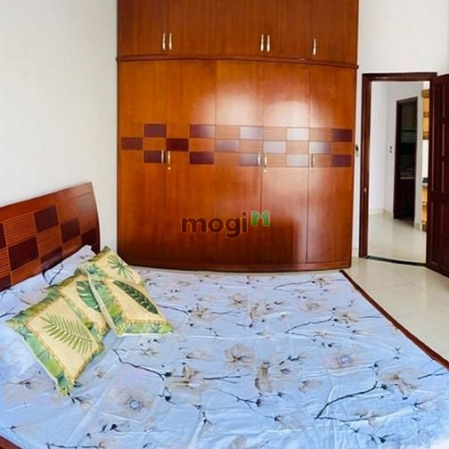 Hình ảnh Cho thuê nhà mới full nội thất 5PN đường Đồng Đen, P. 13, Tân Bình
