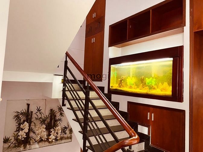 Hình ảnh Cho thuê nhà mới full nội thất 5PN đường Đồng Đen, P. 13, Tân Bình
