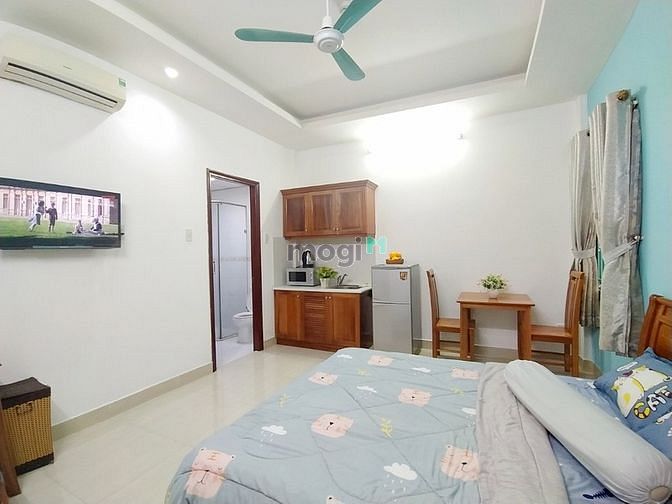 Hình ảnh Studio nội thất gỗ sang trọng, không gian yên tĩnh và cao cấp Quận 3