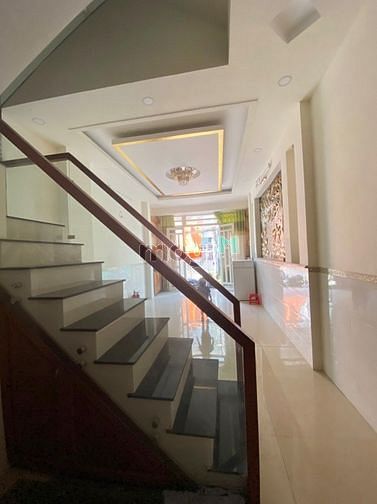 Hình ảnh Hẻm xe hơi 350// chiến lược 4x12 1T2LST 5PN