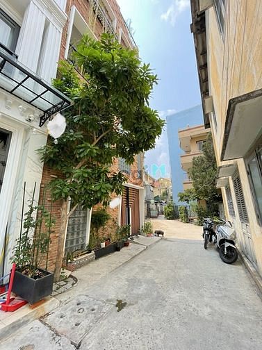 Hình ảnh Bán Gấp 60m2 Đất P.7 Tân Bình, Khu Nhà Lầu Vip, Ngang 5m, Nhỉnh 6 Tỷ,