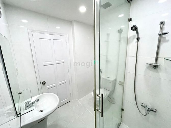 Hình ảnh tang 16 56m2 2pn 1wc. Giá 2,550 tl.