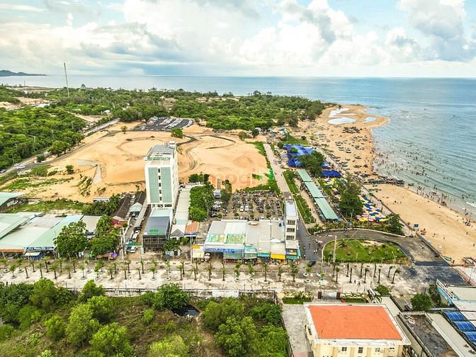 Hình ảnh Bán lô cách biển 300m, 100m2 thổ cư. Giá 10 tỷ.