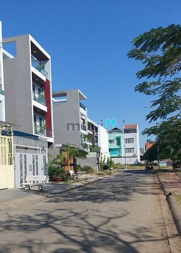 Hình ảnh Bán lô đất đường 16m dự án Công Ích - Bệnh viện Quận 2. 8mx24m, Sổ đỏ