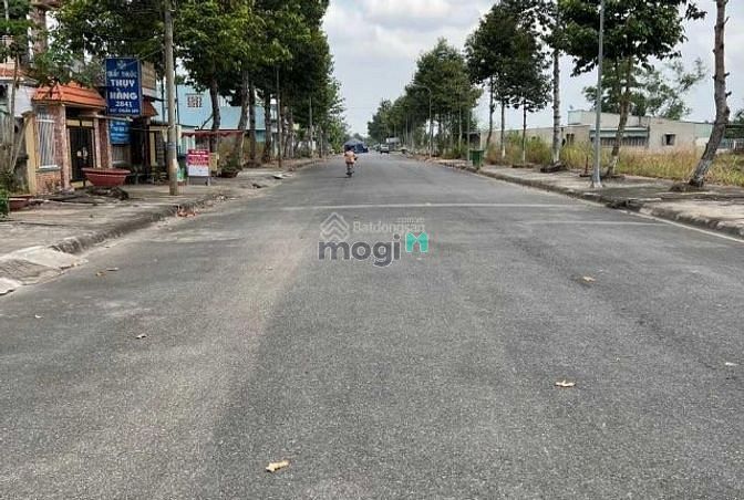 Hình ảnh Tôi cần bán tdc phước khánh 154m2, trục chính