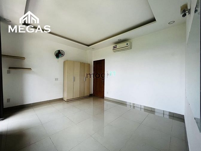 Hình ảnh Trống vài p ban công viêw đỉnh