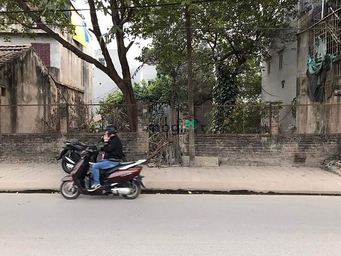 Hình ảnh Đất Phố Nguyễn Hoàng Tôn 158m2, 2 Mặt Tiền 3 Mặt Thoáng,Sổ Đẹp, 35.5tỷ