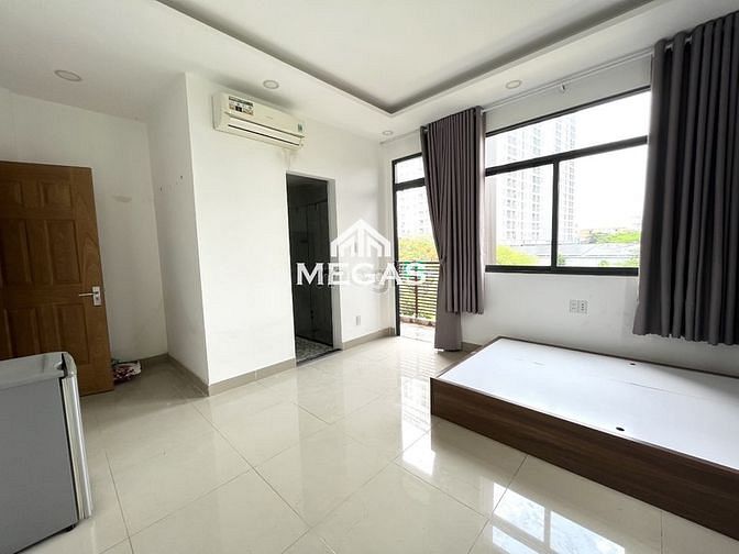 Hình ảnh Phòng mới full nội thất gần cầu Tham Lương