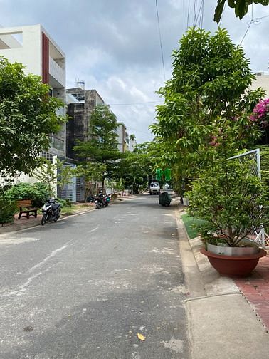 Hình ảnh Nhà đẹp KDC Bình Lợi cạnh ĐH Văn Lang có hầm cho Trang MB66.COM Chính Thức - MB 66 Uy Tín CHDV, KTX.