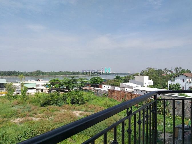 Hình ảnh CHDV full nội thất có bancol sau The Vista bao phí chỉ tính điện đây ạ