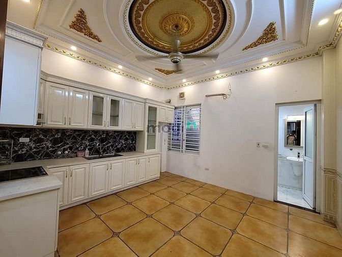 Hình ảnh Thái Hà – phân lô 5 tầng diện tích 70m ô tô dừng đỗ .