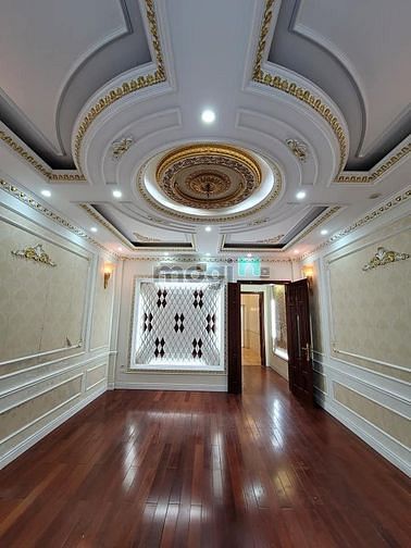 Hình ảnh Thái Hà – phân lô 5 tầng diện tích 70m ô tô dừng đỗ .