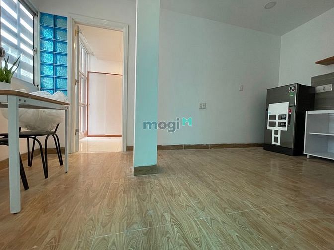 Hình ảnh Cho thuê CHDV 1PN full nội thất. Gần ngã tư Phú Nhuận