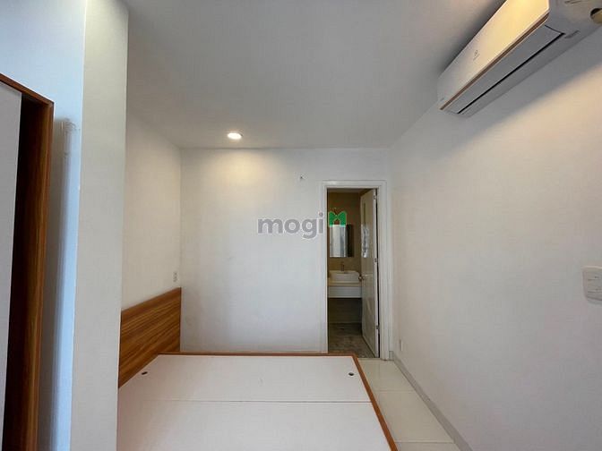 Hình ảnh Cho thuê CHDV 1PN full nội thất. Gần ngã tư Phú Nhuận