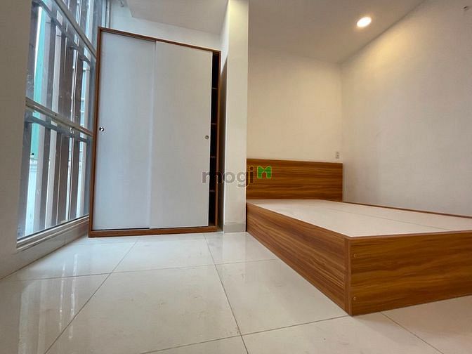 Hình ảnh Cho thuê CHDV 1PN full nội thất. Gần ngã tư Phú Nhuận