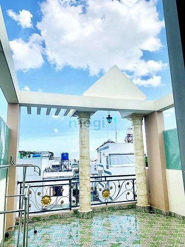 Hình ảnh Nhà 3.5 tấm hẻm xe hơi giáp Tân Phú