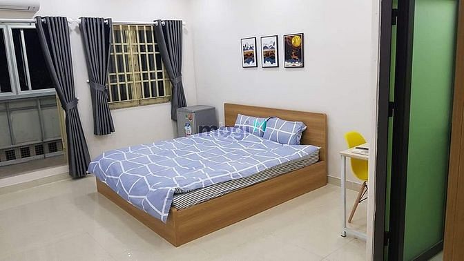 Hình ảnh Phòng mới trống tại trung tâm Q1