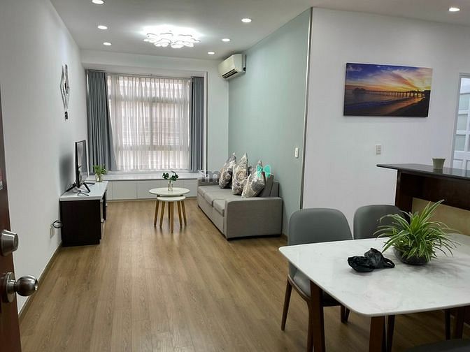 Hình ảnh Ban can ho sky gaden , phu my hung , Diện tích 56m2