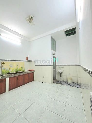 Hình ảnh Nhà [4x13] 2 Lầu 4PN đường Lê Đình Cẩn, gần Khu Tên Lửa