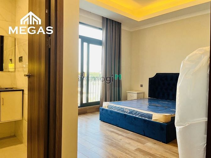 Hình ảnh Mb6623 nạp rút nhanh chóng gần sân bay mới khai trương