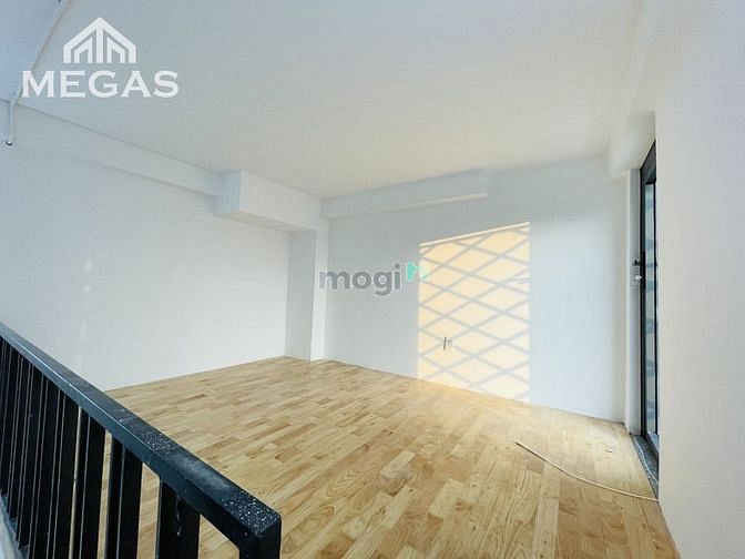 Hình ảnh Phòng trọ gác cao sẵn máy lạnh Q9